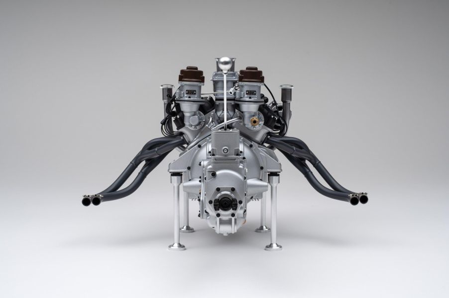 Amalgam Collection 法拉利 250 GTO V12 引擎與變速箱 1:4 比例 