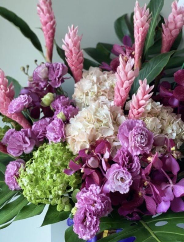 客訂高架花籃 訂花 送禮 康乃馨 畢業 生日