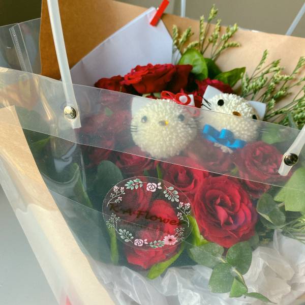萌心綻放 花店 花禮 不凋花 永生花 信義 桌花 蘭花 高架 開幕 鮮花 玫瑰