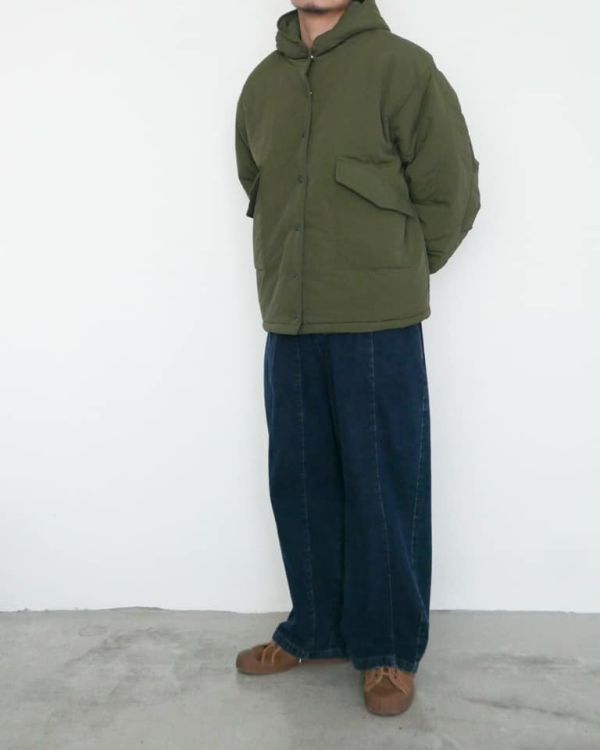 極輕連帽鋪棉外套 / 2色 