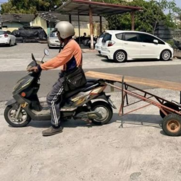 87歲的年輕人｜德屋天然建材 木皮板,健康綠建材,天然建材,綠建材,天然木皮,裝潢建材,無毒建材,木質裝潢,植樹節,木質空間,永續建材