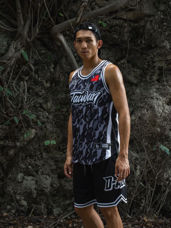 D-ACE城市迷彩CAMO你好帥雙面球衣 Jersey、衣服、球衣、籃球衣、雙面穿球衣、服飾、穿搭、潮流、籃球、迪艾斯、設計、台灣