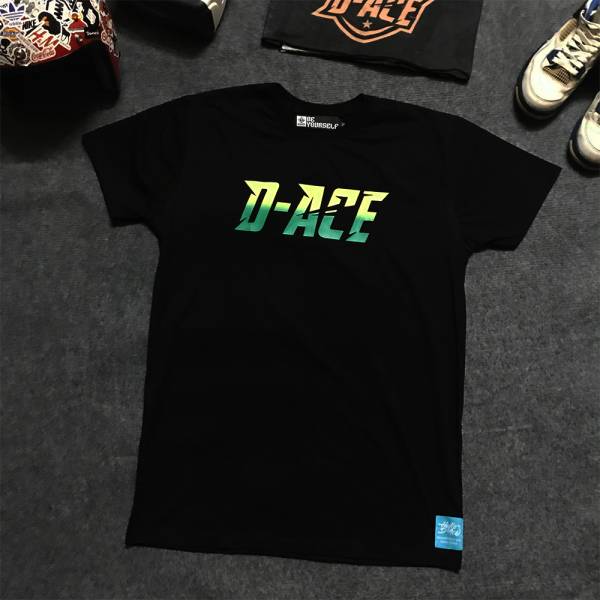 DS彩虹logo踢(綠黃漸層) T-shirt、衣服、素踢、服飾、穿搭、潮流、衣服