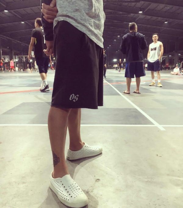 DS棉短褲你好帥(黑) Jersey、衣服、球衣、籃球衣、雙面穿球衣、服飾、穿搭、潮流、籃球、迪艾斯、設計、台灣