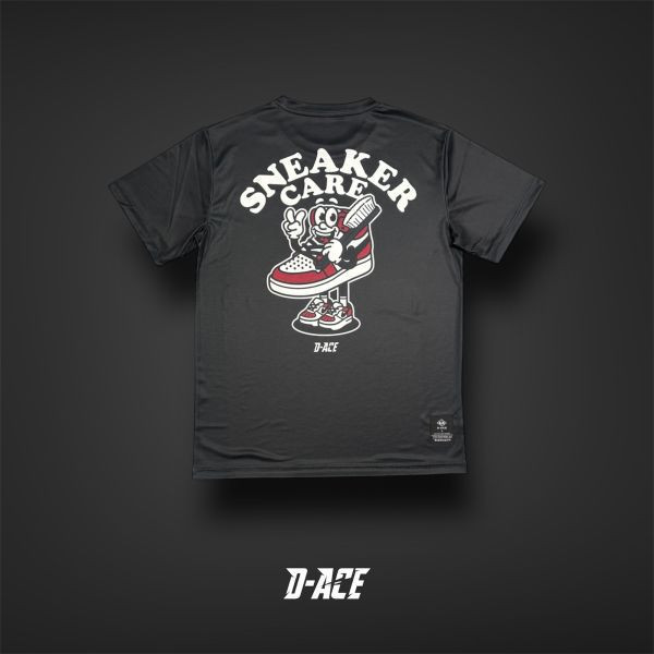 D-ACE SNEAKER你好帥熱昇華TEE(黑) 踢恤、落肩踢恤、T-SHIRT、OVERSIZE、TEE、衣服、高磅數、重磅數、穿搭、迪艾斯、DS、DACE、服飾、穿搭、潮流