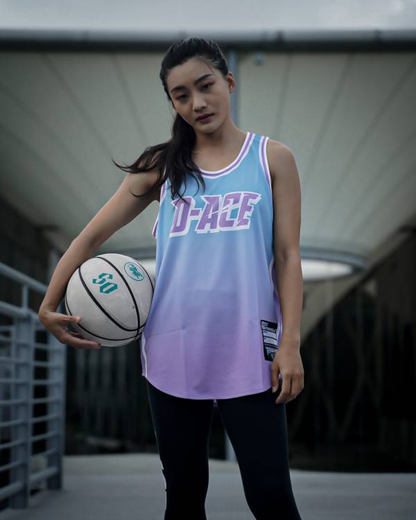 CANDY MANIA糖果單面穿球衣 Jersey、衣服、球衣、籃球衣、雙面穿球衣、服飾、穿搭、潮流、籃球、迪艾斯、設計、台灣