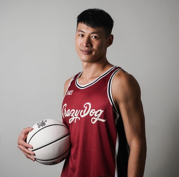 NUEY你好帥雙面球衣 Jersey、衣服、球衣、籃球衣、雙面穿球衣、服飾、穿搭、潮流、籃球、迪艾斯、設計、台灣
