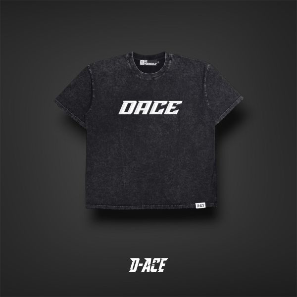 D-ACE貼布燙涼感高磅數微落肩TEE (水洗黑) 踢恤、落肩踢恤、T-SHIRT、OVERSIZE、TEE、衣服、高磅數、重磅數、穿搭、迪艾斯、DS、DACE、服飾、穿搭、潮流