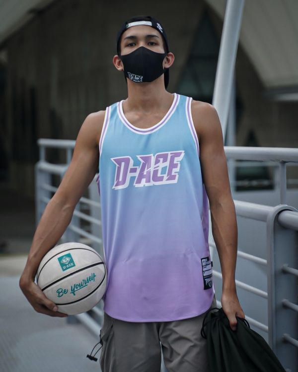 CANDY MANIA糖果單面穿球衣 Jersey、衣服、球衣、籃球衣、雙面穿球衣、服飾、穿搭、潮流、籃球、迪艾斯、設計、台灣