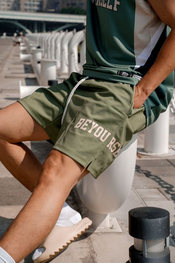 D-ACE BE YOURSELF拉鍊口袋膝上短褲 (抹茶綠) Jersey、衣服、球衣、籃球衣、雙面穿球衣、服飾、穿搭、潮流、籃球、迪艾斯、設計、台灣