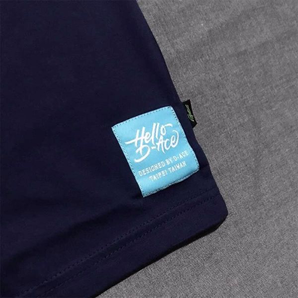 一般素踢(深藍) T-shirt、衣服、素踢、服飾、穿搭、潮流、衣服