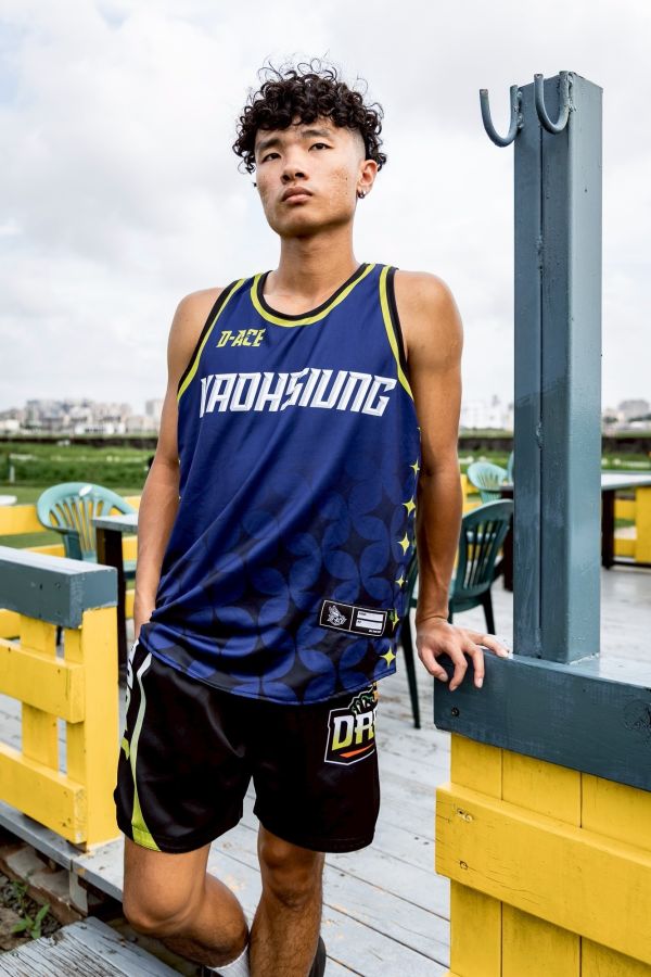 D-ACE KAOHSIUNG高雄之星你好帥雙面球衣 Jersey、衣服、球衣、籃球衣、雙面穿球衣、服飾、穿搭、潮流、籃球、迪艾斯、設計、台灣