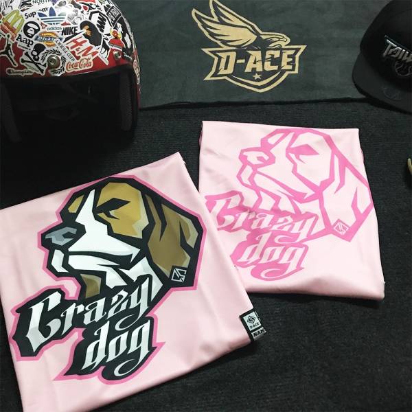 瘋狗你好帥單面穿球衣(粉1) Jersey、衣服、球衣、籃球衣、雙面穿球衣、服飾、穿搭、潮流、籃球、迪艾斯、設計、台灣