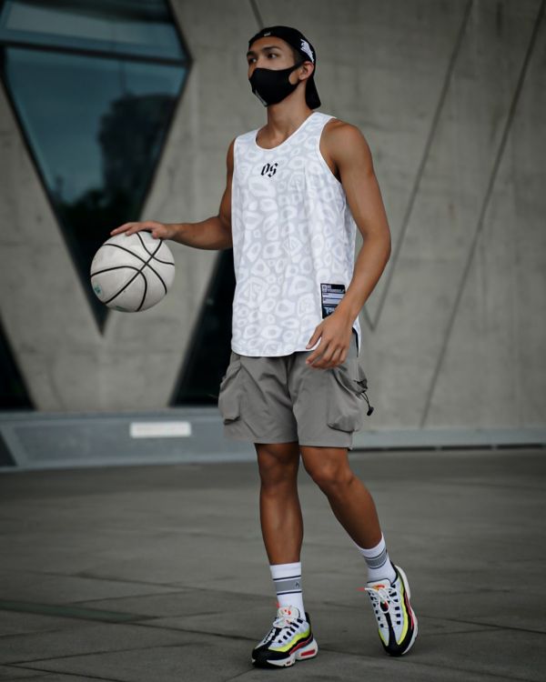 D-ACE黑豹你好帥雙面球衣(黑白) Jersey、衣服、球衣、籃球衣、雙面穿球衣、服飾、穿搭、潮流、籃球、迪艾斯、設計、台灣
