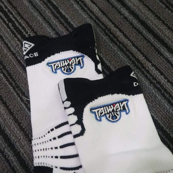 台灣隊長黑白襪Socks 襪子、運動襪、台灣隊長、socks、dace、ds