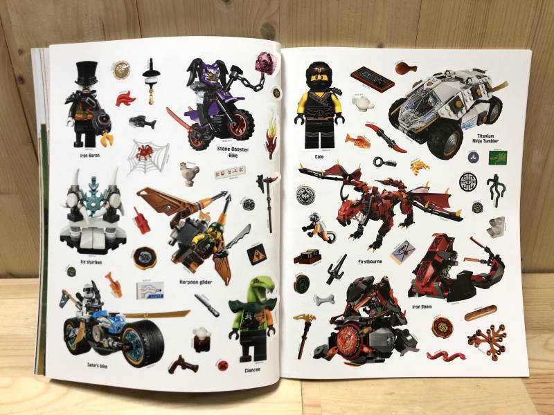 DK LEGO NINJAGO Ultimate Sticker Collection(樂高旋風忍者貼紙書) 