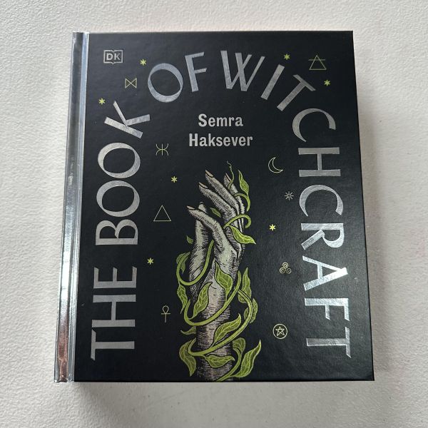 (微恙)DK The Book of Witchcraft(魔法之書) 