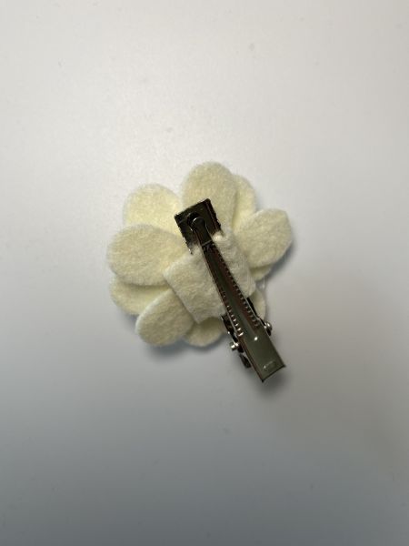 Felt Me Knot Neutral Daisies 雛菊髮夾 - Ivory 