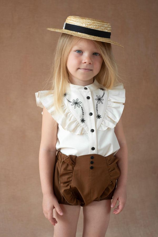 Popelin Blouse with frill and black embroidered yoke 刺繡無袖襯衫 