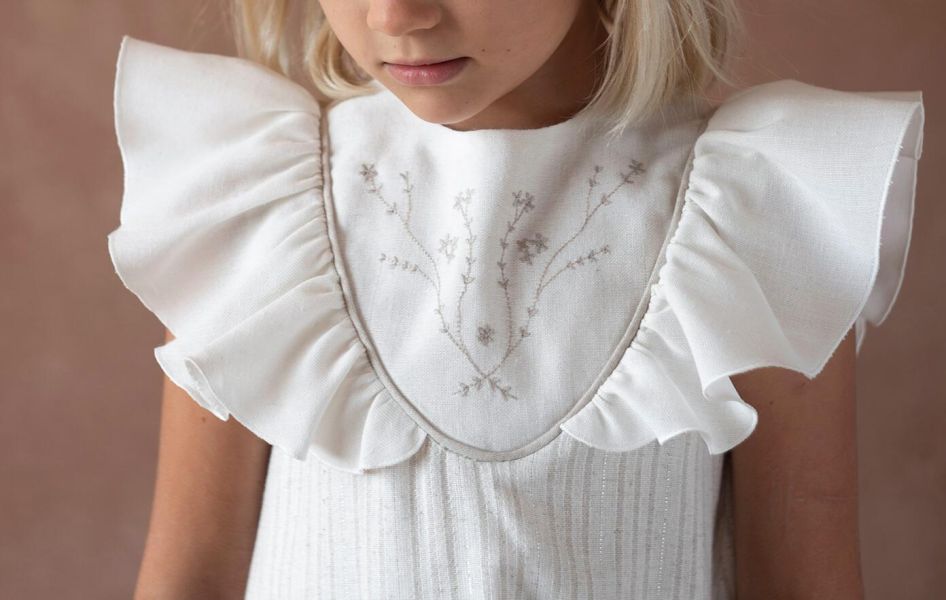 Popelin Lurex Short Dress with Embroidered Yoke 刺繡荷葉袖洋裝 