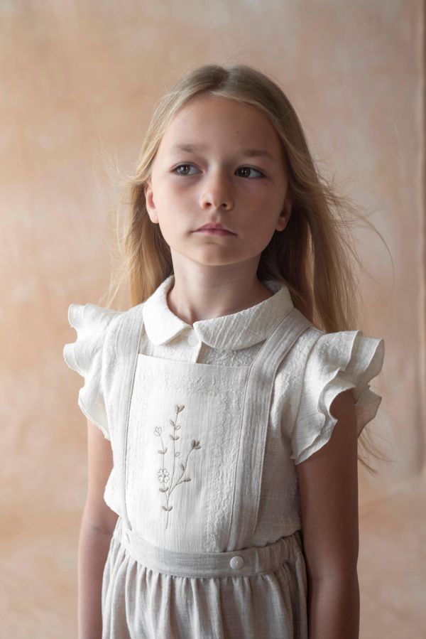 Popelin Off-white Blouse with Baby Collar 荷葉袖襯衫 